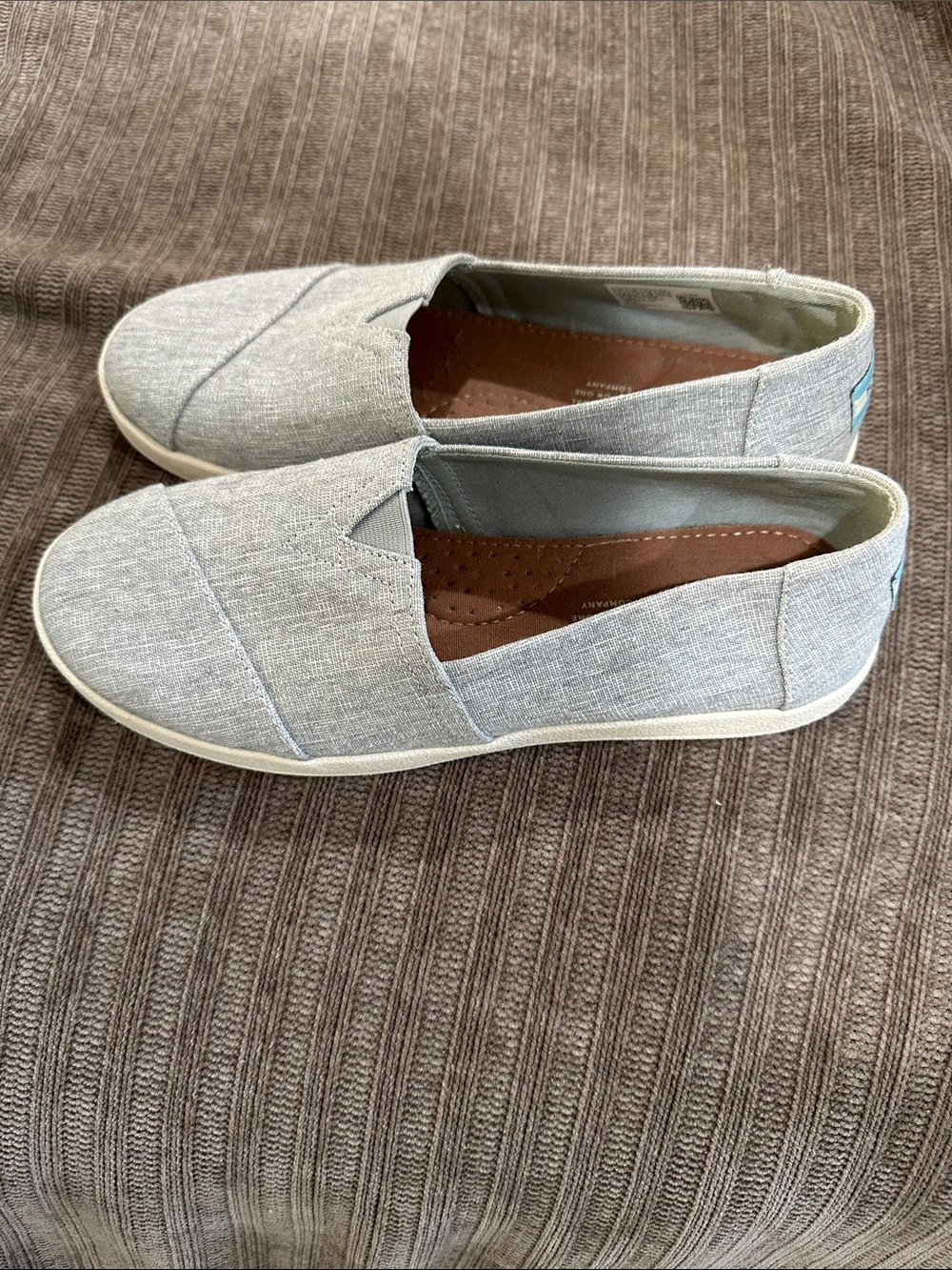 TOMS Light Gray Slip-On Canvas Flats - Picture 2 of 8